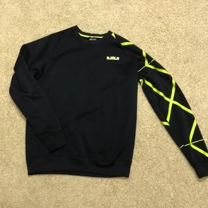 Lebron pullover.